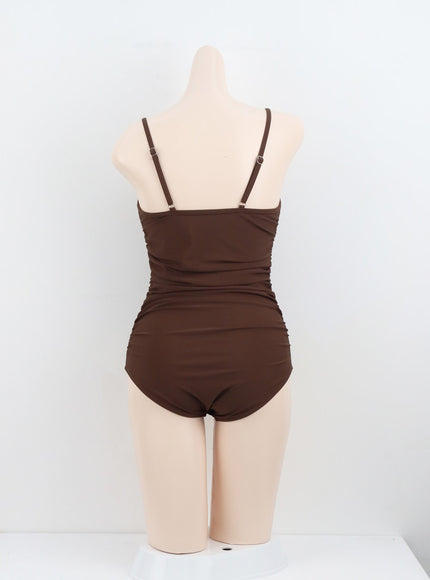 thin-strap-swimsuit-iu302