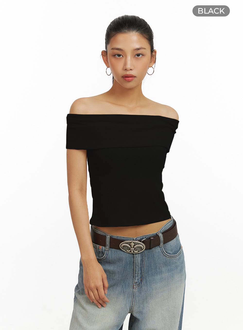 solid-off-shoulder-crop-top-iu412 / Black