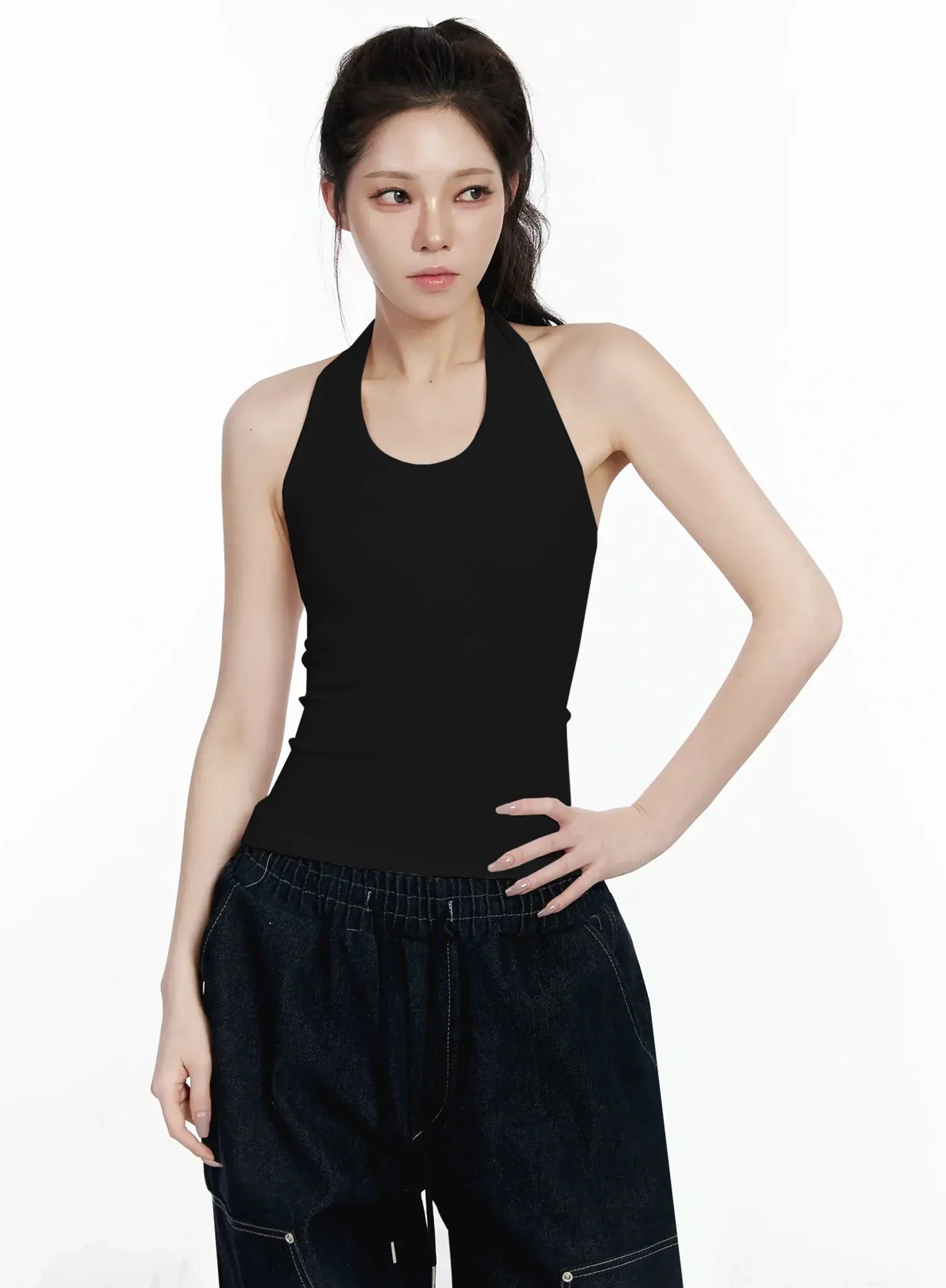 sleeveless-halter-neck-tank-top-ij528 / Black