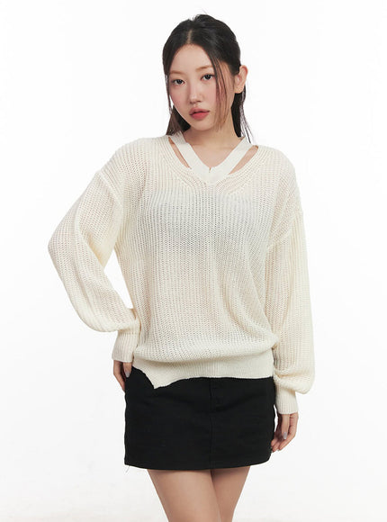 V-Neck Cut-Out Knit Sweater IM524