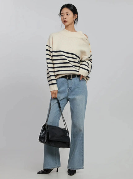 shoulder-cutout-striped-knit-sweater-id504 / Light beige