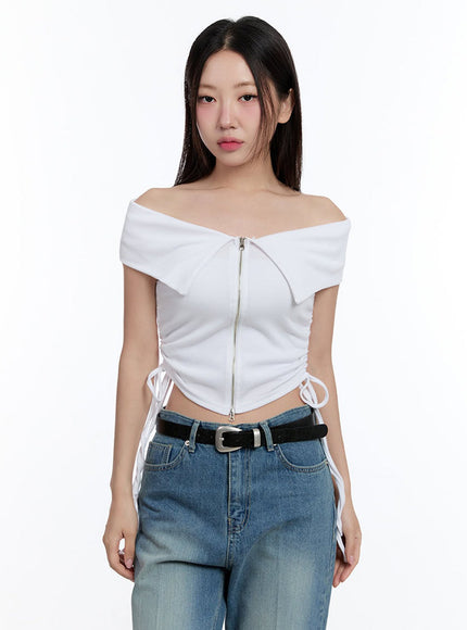 shirred-zip-up-off-shoulder-crop-top-iu503 / White