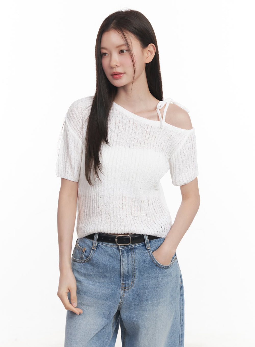 ribbon-one-shoulder-knit-crop-top-iy509 / White