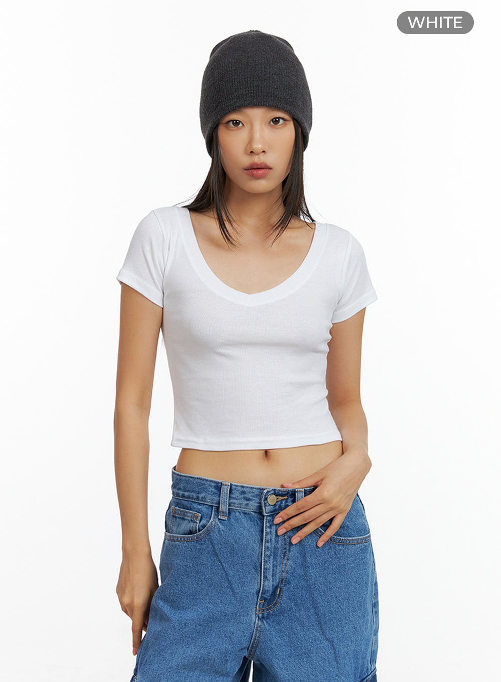 basic-v-neck-crop-tee-il409 / White