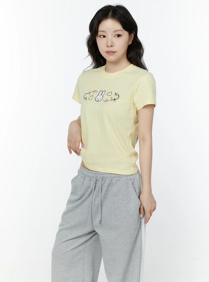 cute-bunny-graphic-tee-iy507