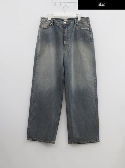 Plus Light Wash Wide Leg Jeans IF317