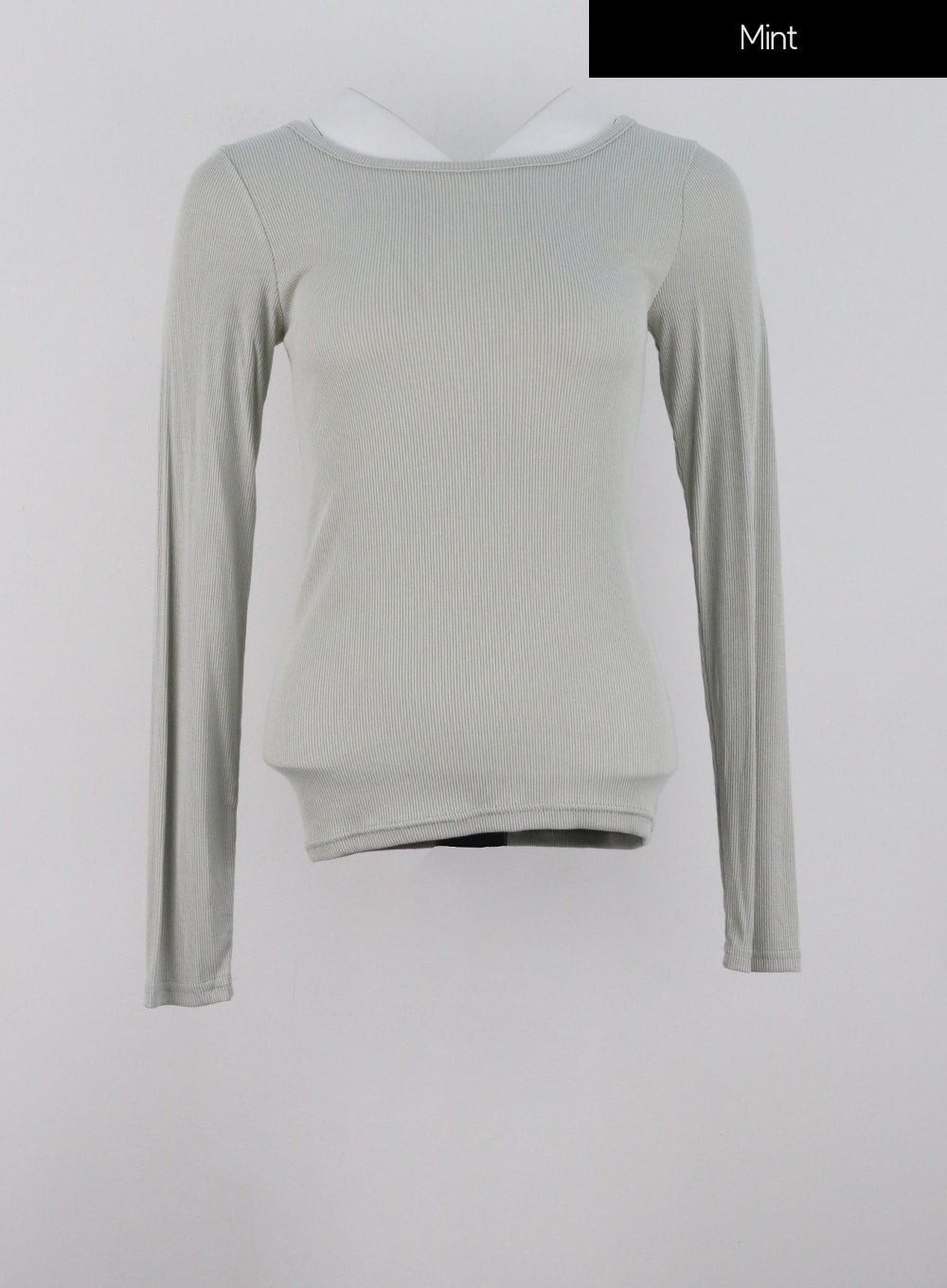 basic-crewneck-top-ig303