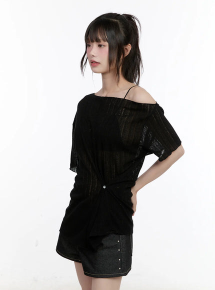 textured-loose-fit-one-shoulder-top-cl504 / Black