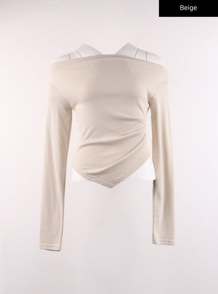 solid-off-shoulder-long-sleeve-top-ij430 / Beige