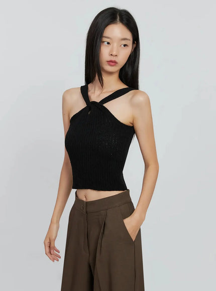 knitted-halter-neck-top-io530 / Black
