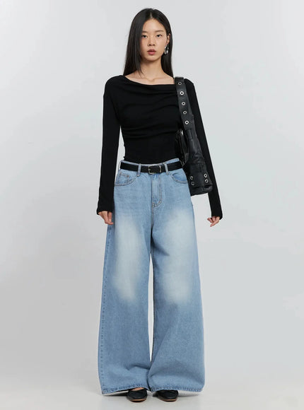 asymmetric-long-sleeve-top-is516 / Black