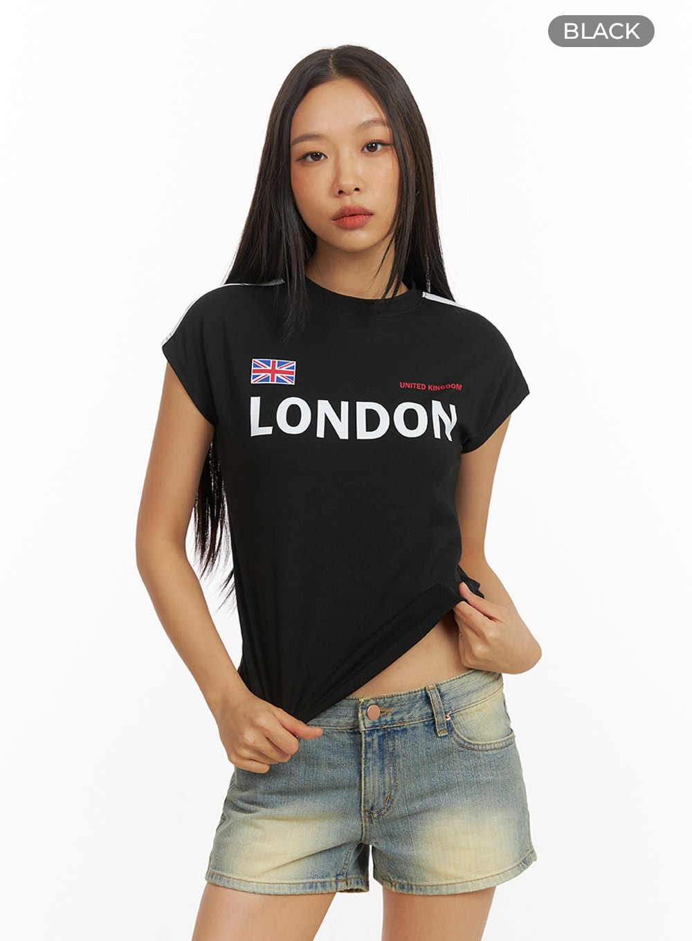 sporty-crop-t-shirt-iy422 / Black