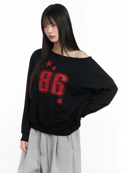 86 Sporty Off-Shoulder Sweatshirt IM530