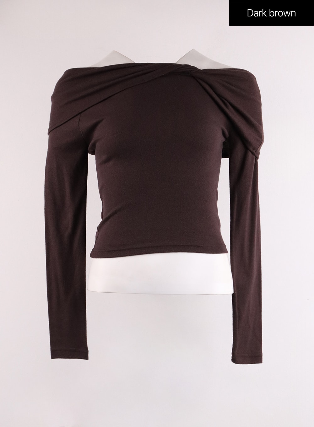 twist-off-shoulder-long-sleeve-if402 / Dark brown