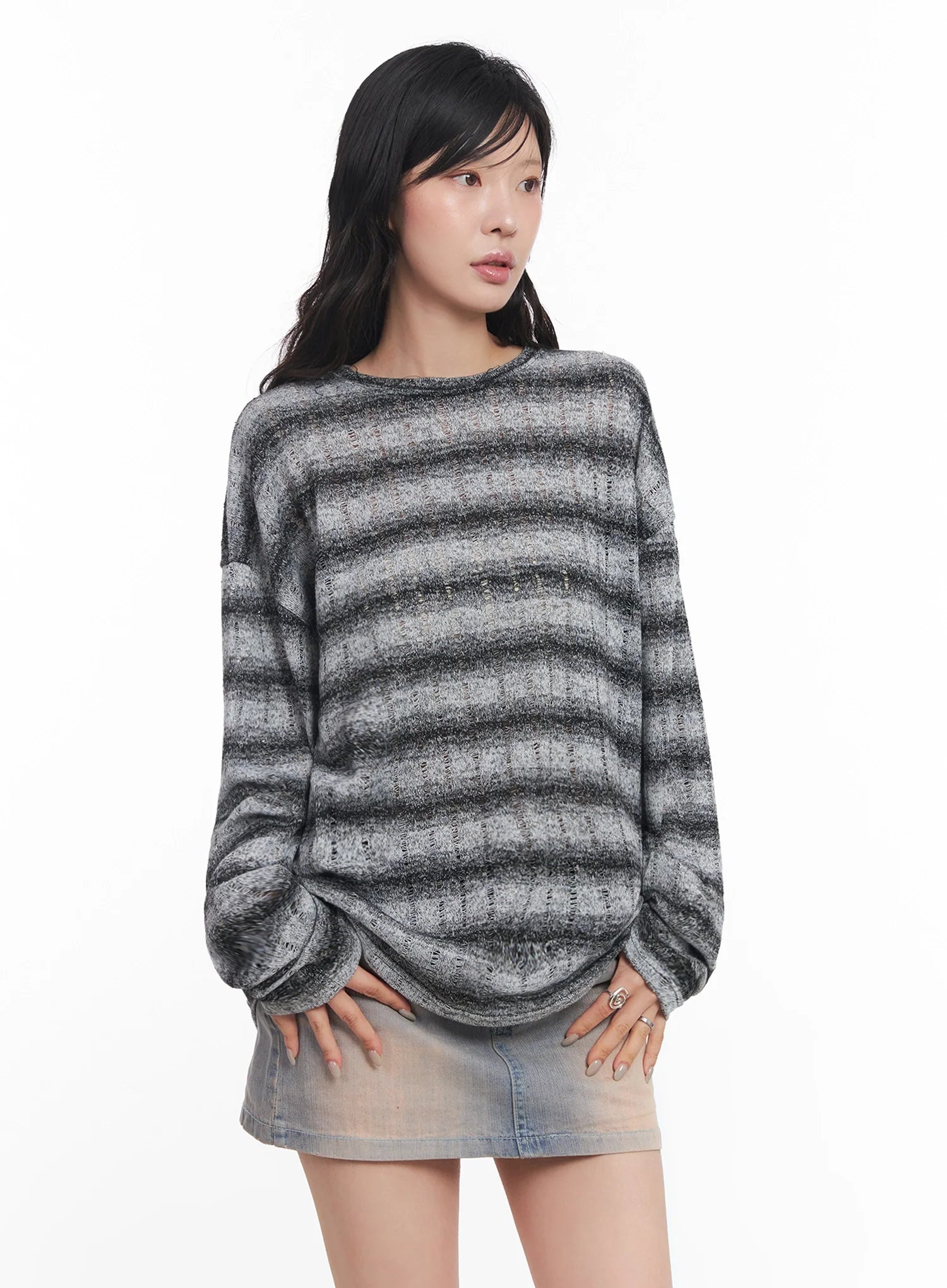 striped-knit-long-sleeve-pullover-ic503 / Gray