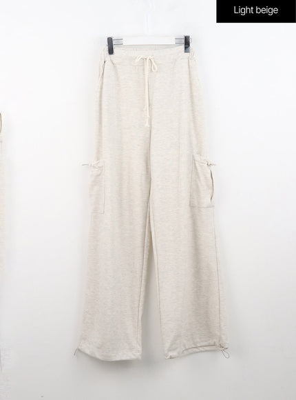 straight-fit-string-cargo-pants-in310 / Light beige