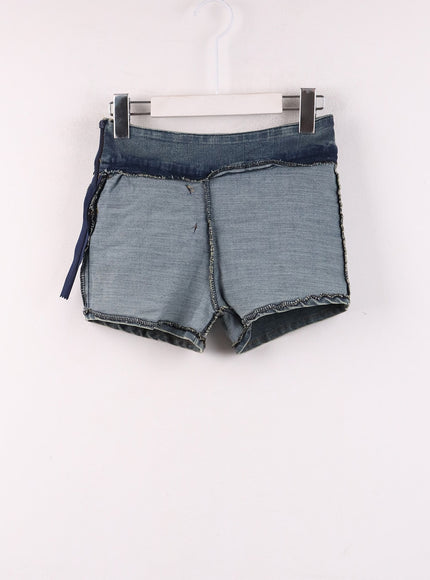 pleated-denim-mini-skort-ij430