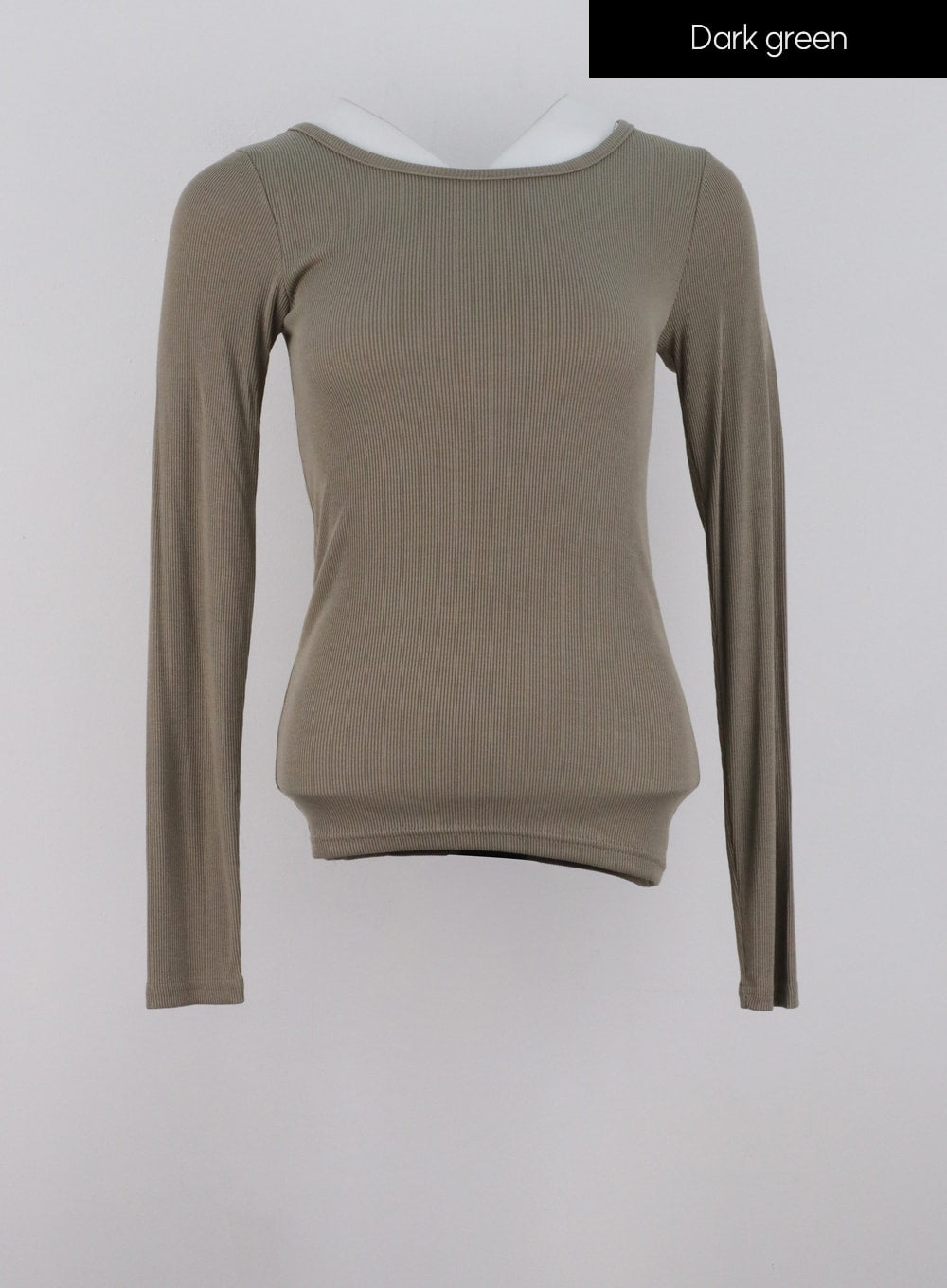 basic-crewneck-top-ig303
