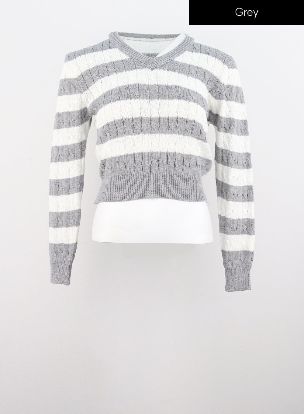 striped-v-neck-sweater-is307