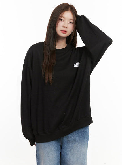 Cozy Embroidered Sweatshirt IJ530