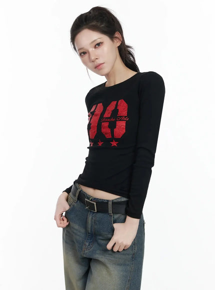 retro-style-graphic-long-sleeve-top-if502 / Black
