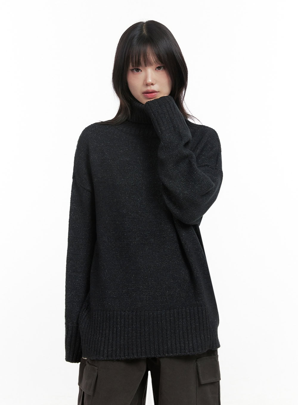 oversized-warm-turtleneck-sweater-in427 / Dark gray