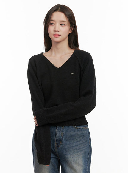 Comfort V-Neck Crop Sweater IJ510