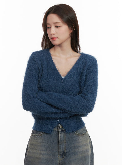 fuzzy-v-neck-buttoned-crop-cardigan-ij510 / Dark blue