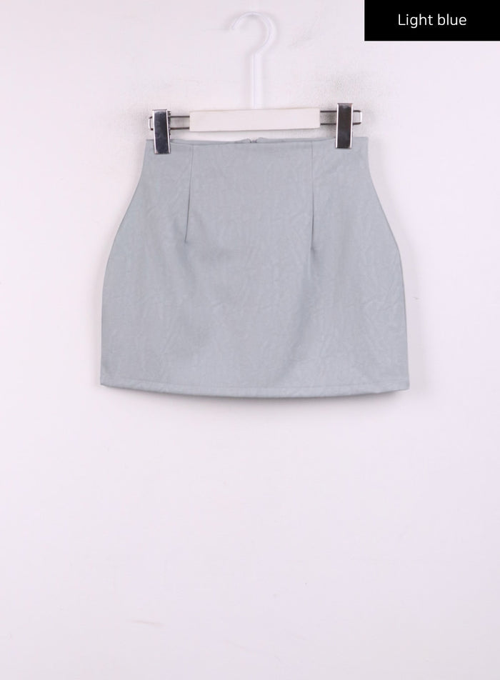 faux-leather-mini-skirt-ij430 / Light blue