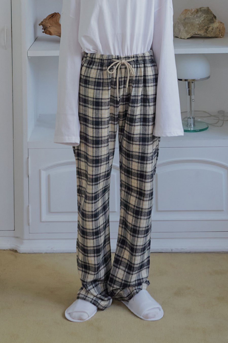 Check Pattern Wide Leg Pants with Elastic Waist Band CM02