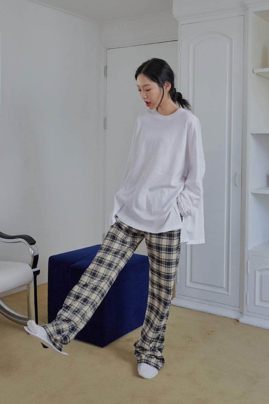 Check Pattern Wide Leg Pants with Elastic Waist Band CM02