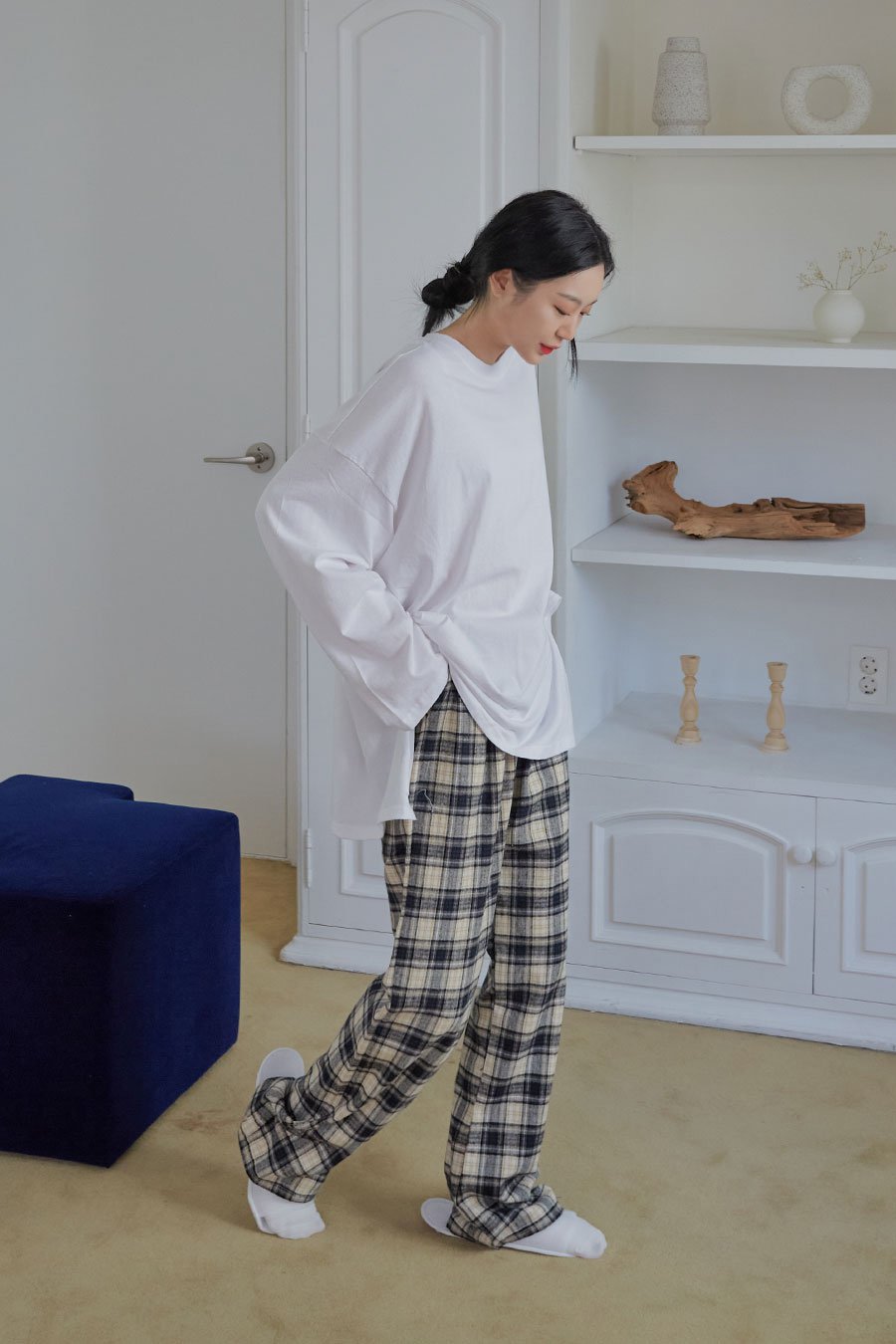 Check Pattern Wide Leg Pants with Elastic Waist Band CM02