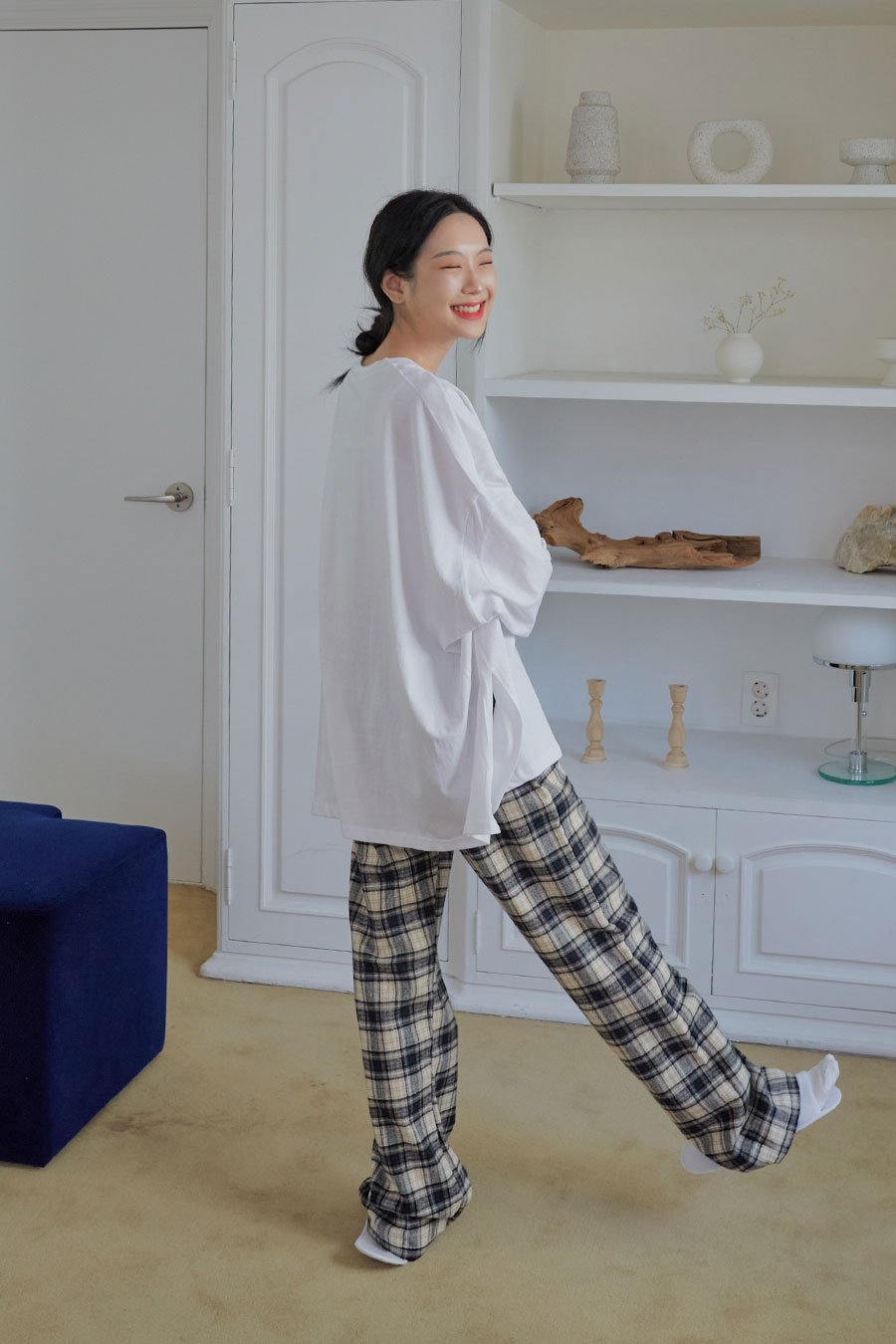 Check Pattern Wide Leg Pants with Elastic Waist Band CM02