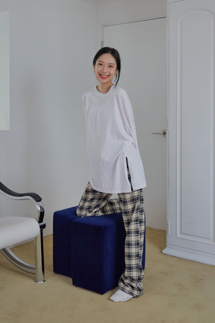 Check Pattern Wide Leg Pants with Elastic Waist Band CM02