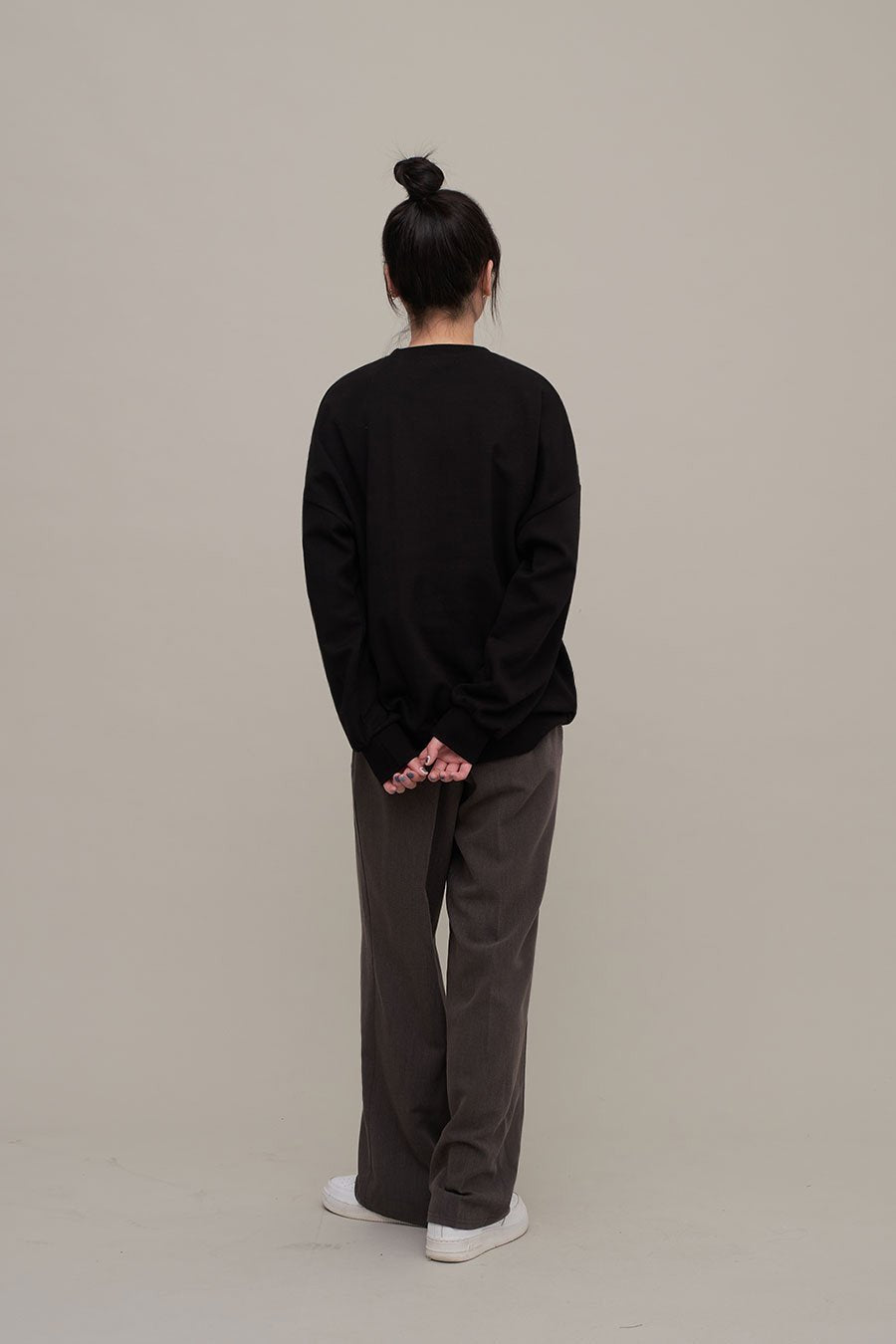 Essential Sweatshirt F17