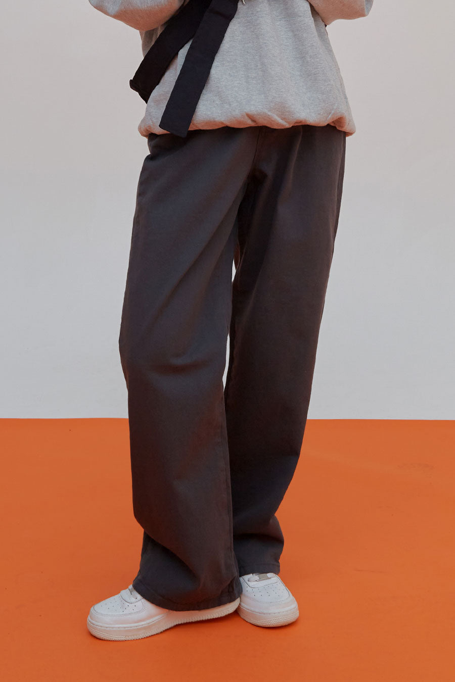 Essential Hoodie J23