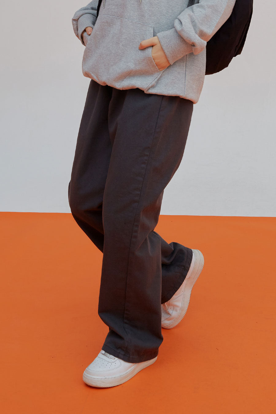 Essential Hoodie J23