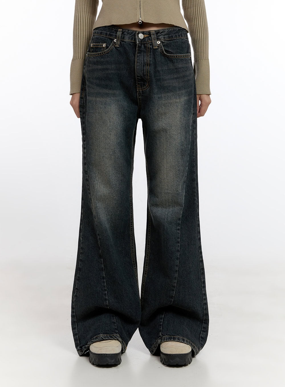 sasha-washed-flared-jeans-cn421