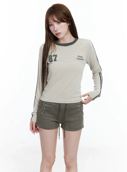 Retro Style Long-Sleeve Top CS501