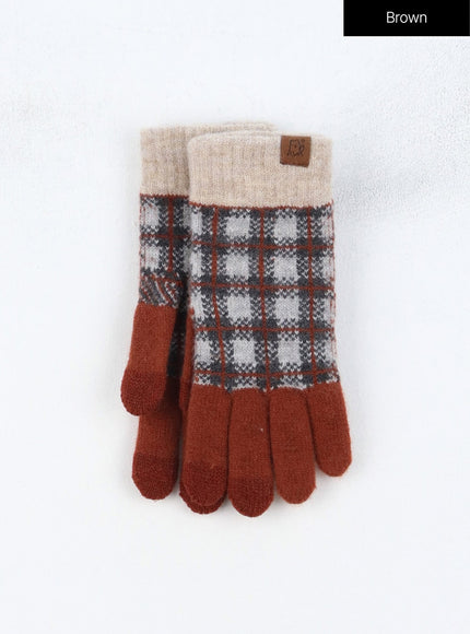 color-block-plaid-knit-gloves-in317