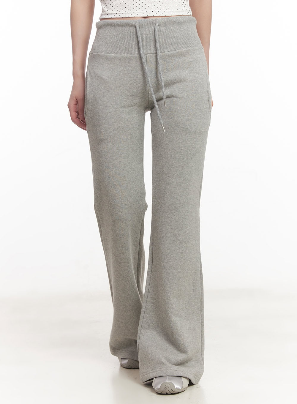 slim-fit-flared-sweatpants-ca525