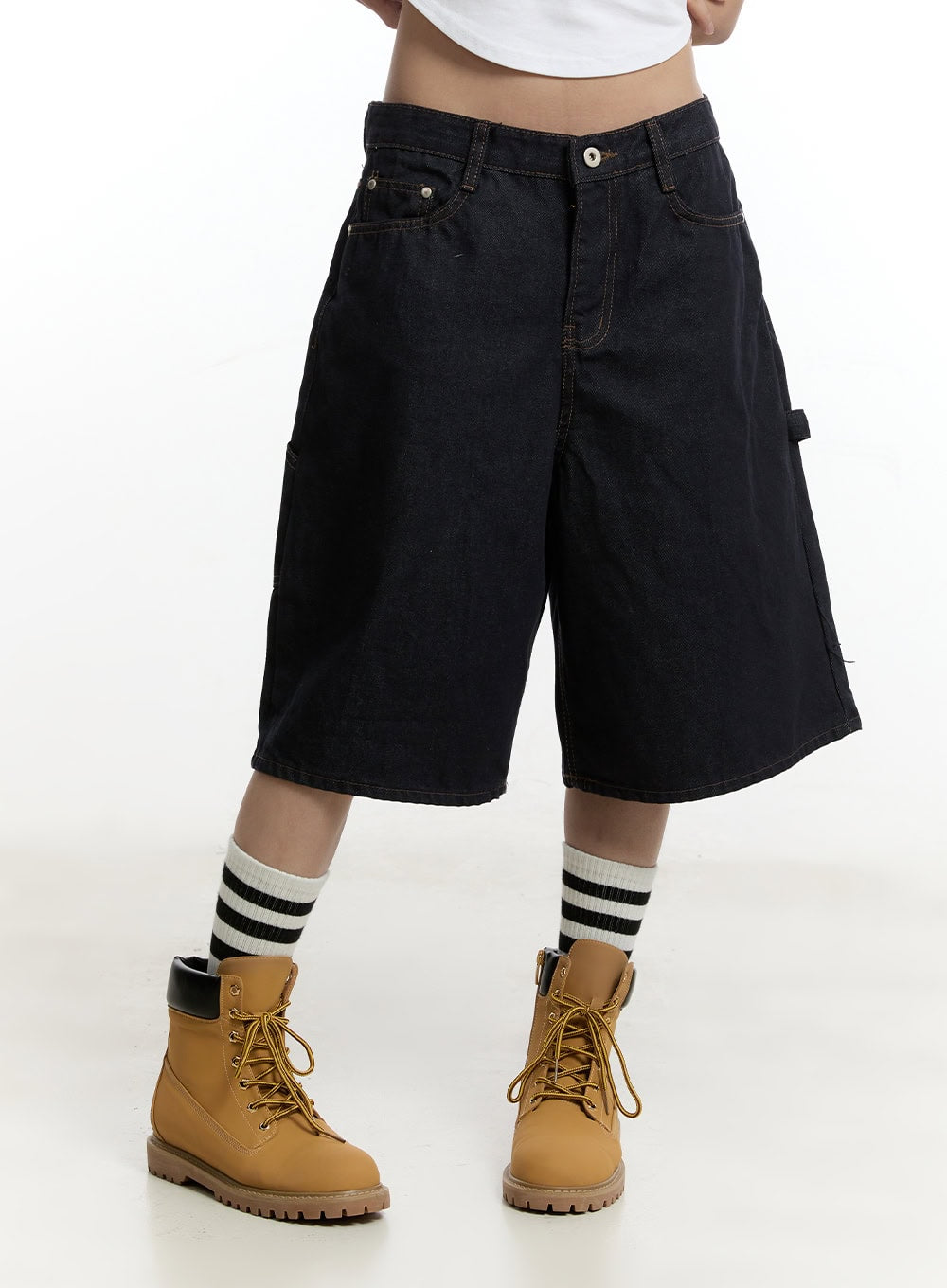 carpenter-denim-wide-leg-jorts-cy501