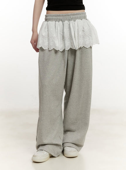 Lace-Trim Skirt with Sweatpants CM514