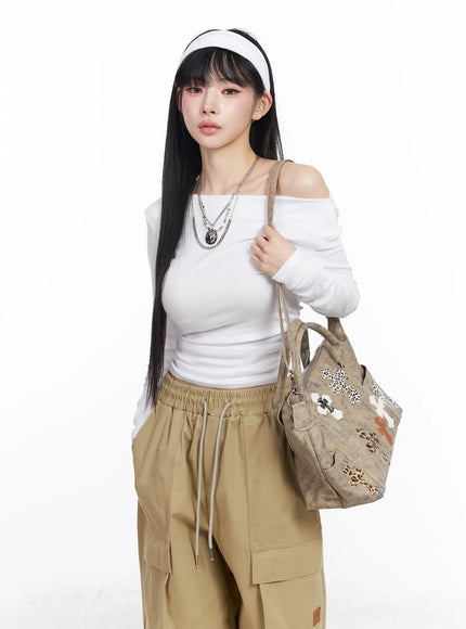 chic-off-shoulder-shirred-blouse-cf519