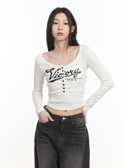 buttoned-slim-fit-crop-top-cf514