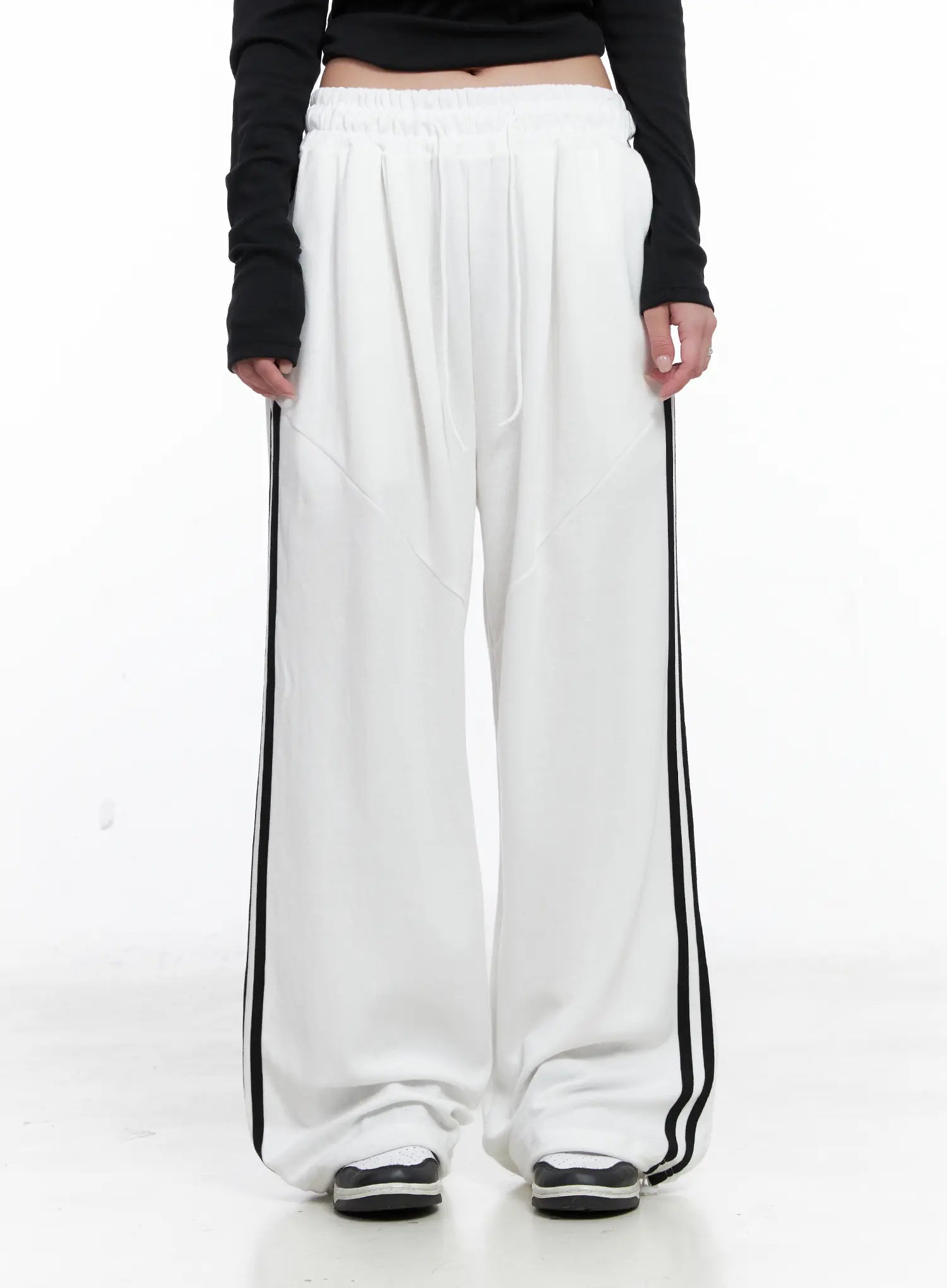 contrast-stripe-wide-pants-cs526