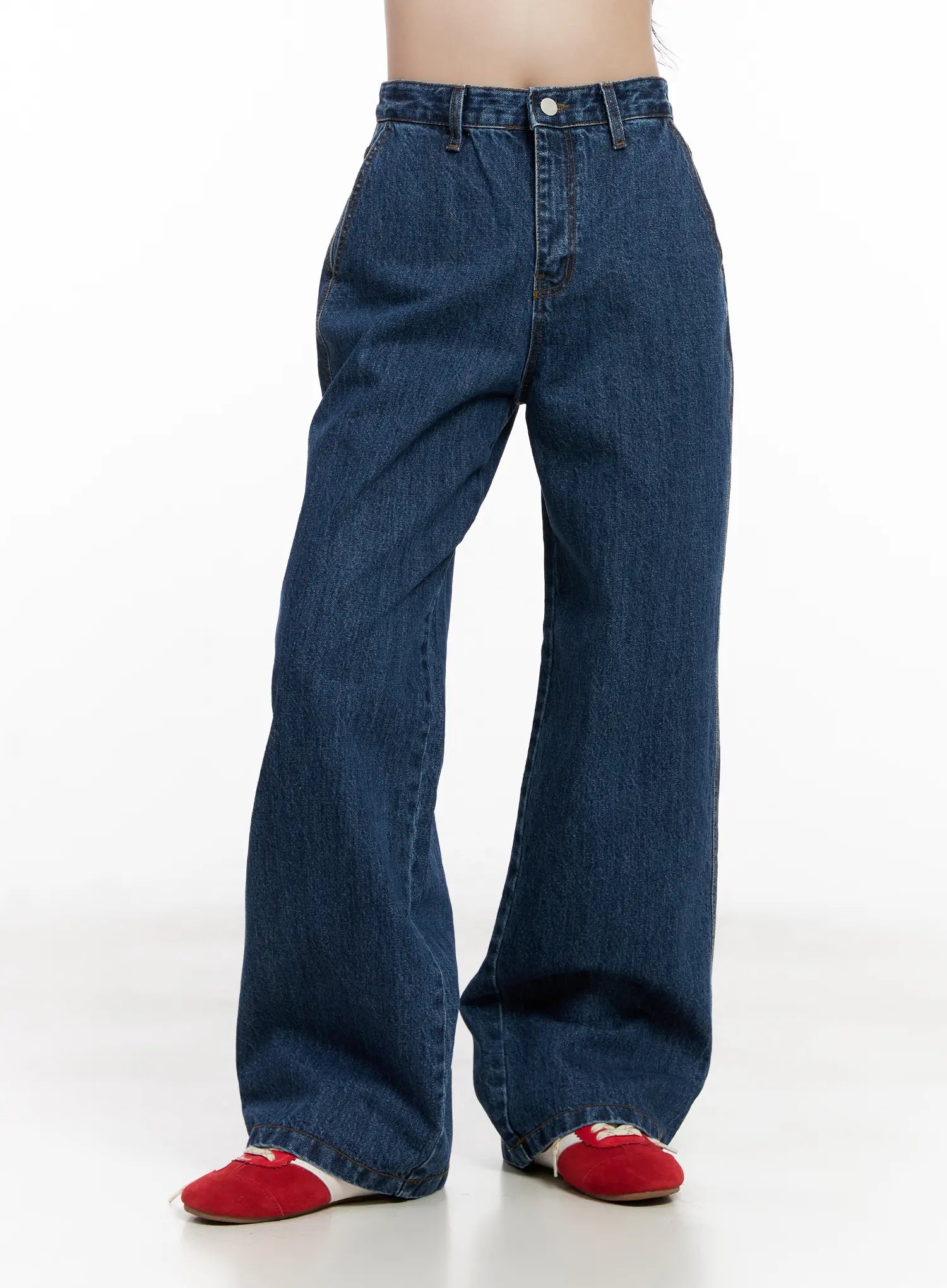 ahyeon-classic-relaxed-fit-denim-jeans-cl515
