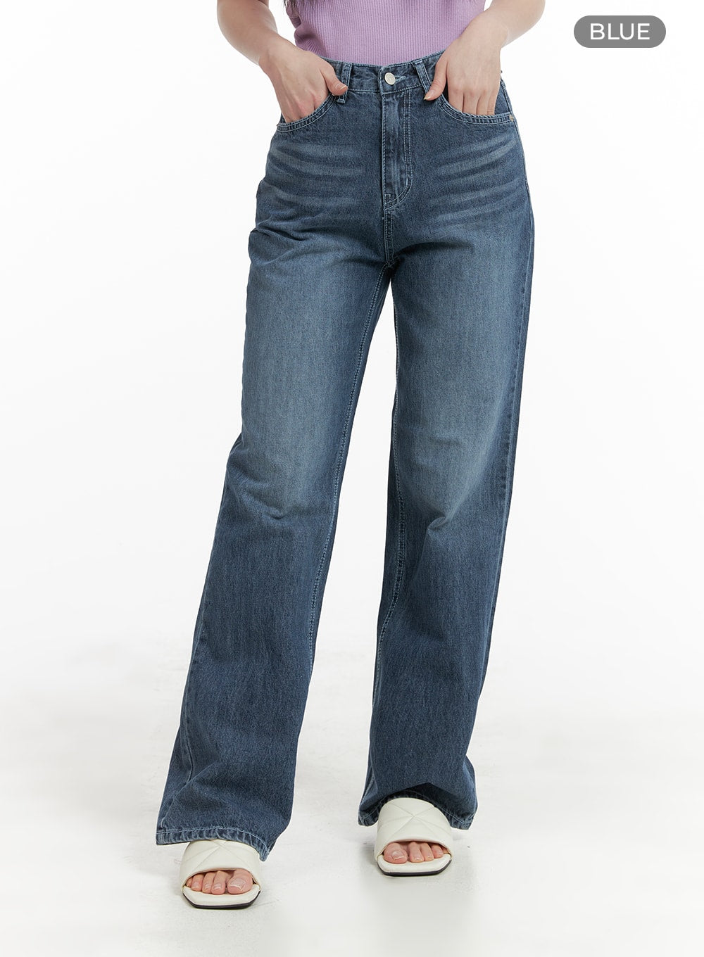 recycled-light-washed-straight-jeans-om425