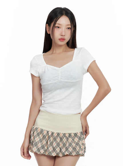 shirred-sweetheart-neck-crop-tee-cl509