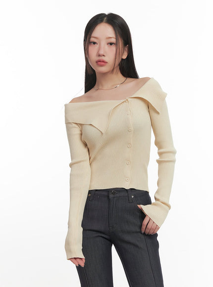 Off-Shoulder Asymmetric Long-Sleeve Knit Top CF525